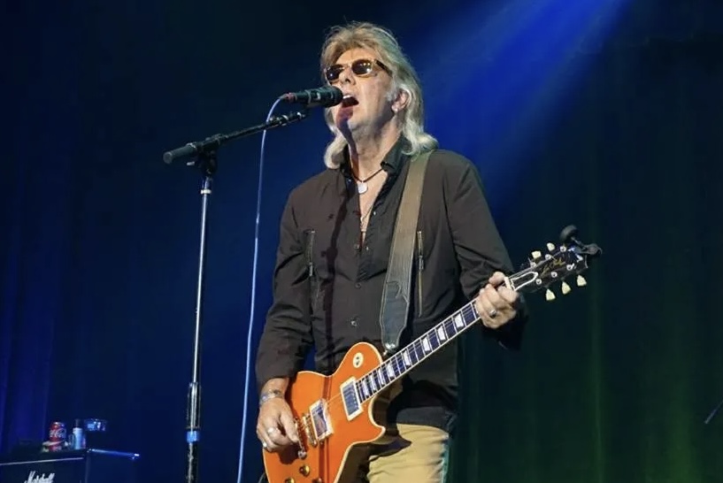Peter Beckett of Player